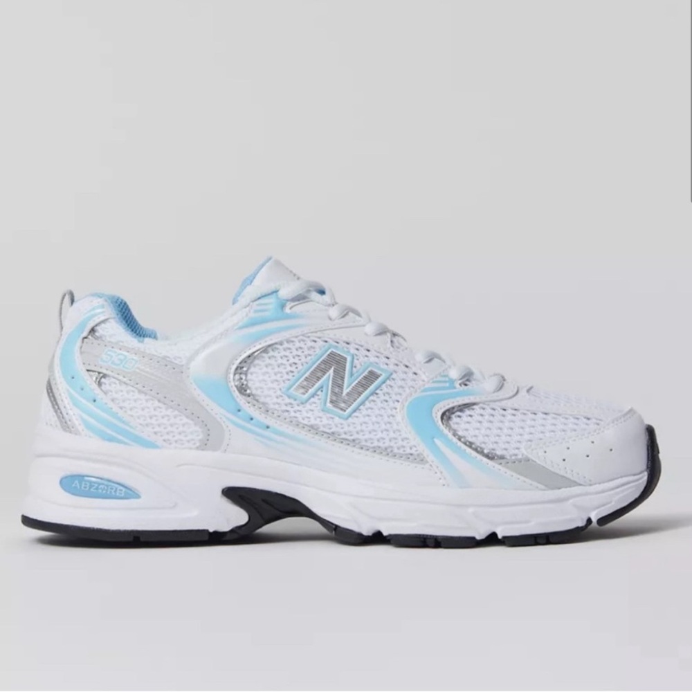 New Balance 530 Women's 8.5 White / Silver / Blue Sneakers
